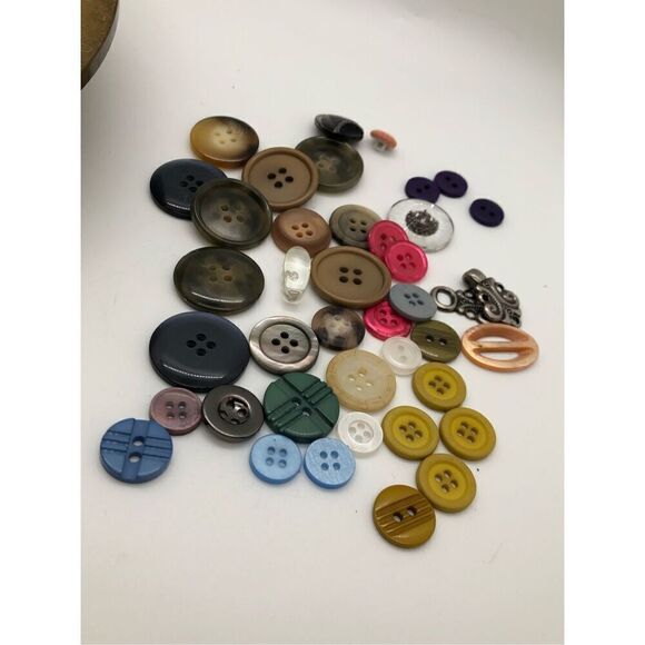 Vintage Buttons and Thimbles Assorted Lot - Picture 5 of 16